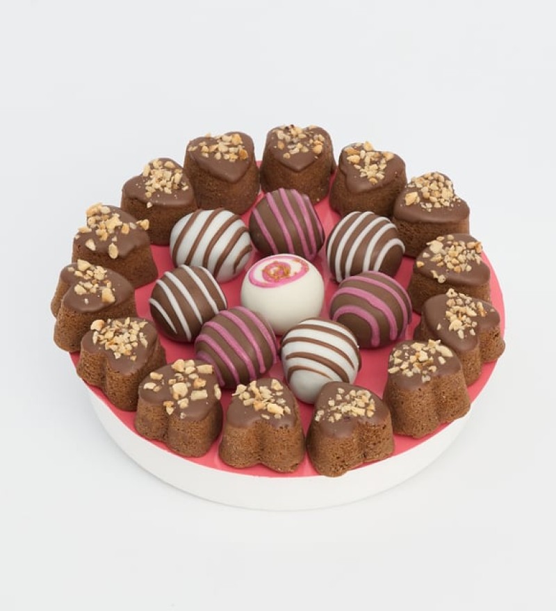 Lotus Biscoff® ve Fıstıklı Kekler Lezzet Dünyası