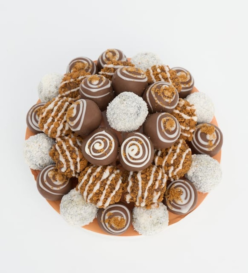 Lotus Biscoff® Bisküvi Süslemeli Kek Buketi